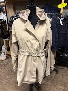 Joline raincoat creme XL