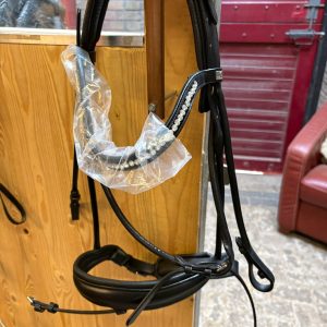 Hoofdstel_HG_Rondgenaaid_Full_zwart_1