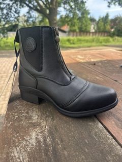 Mountain horse zip paddock zwart maat 39
