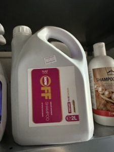 NAF showoff ultra violet shampoo 2 liter
