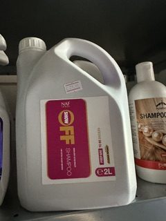 NAF showoff ultra violet shampoo 2 liter