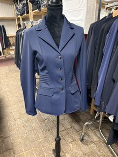 Montar blauw wedstrijdjas maat 38