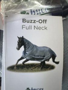 Bucas buzz of full neck maat 4.0