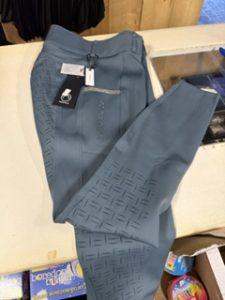 Montar mogloria dark slate pull on 38