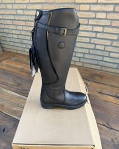 Mountian horse zwart snowy river 41 hoogte 46 kuit 38/41